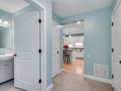 1294 North Ave unit 1, Burlington, VT 05408 - photo 6