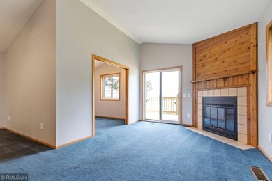 Walk into this clean and spacious townhouse.
