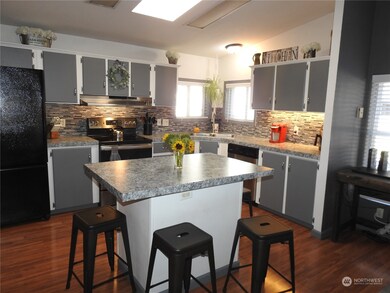 19016 223rd Avenue Ct E, Orting, WA 98360 - photo 5