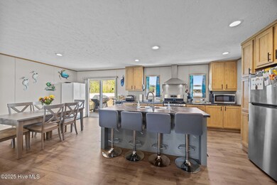 512 Evins Lane, Pinetown, NC