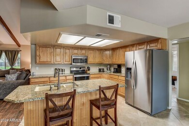 11-web-or-mls-E Juniper Cir-011