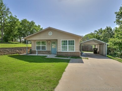 807 N 8th St, Sapulpa, OK 74066 - photo 2