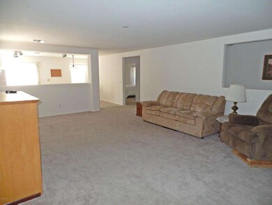 Living Area (2)
