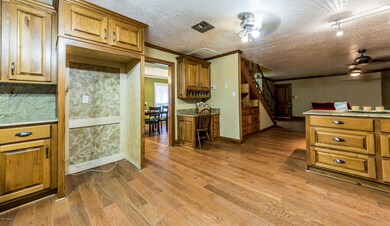 Kitchen 5