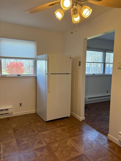 58-60 Ridge Rd unit 2, Marlboro, NY 12542 - photo 5