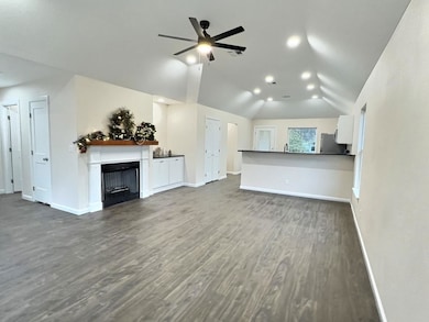 1019 N Central Ave, Cushing, OK 74023 - photo 3