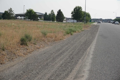 021 NKA E Spokane St, Pasco, WA 99301 - photo 4