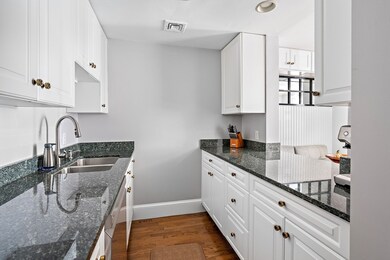 402 Marlborough St unit 1, Boston, MA 02115 - photo 5