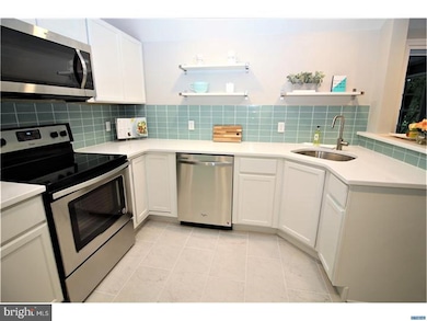 18 Mitchell Cir, Newark, DE 19713 - photo 2