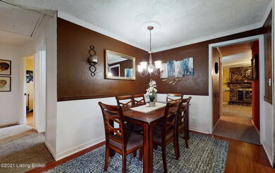 8203-Biscane-Dr-20210715-007