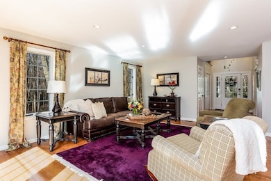 9 Deer Run Dr, Wilbraham, MA 01095 - photo 5