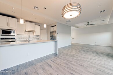 004_Dining & Living Room