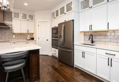 15034 Walnut Meadows Dr, Urbandale, IA 50323 - photo 4