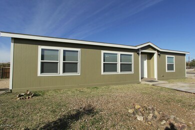 1426 E Ginter Rd Tucson AZ-large-003-Sid