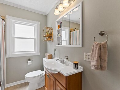 2103 56th St, Des Moines, IA 50310 - photo 5