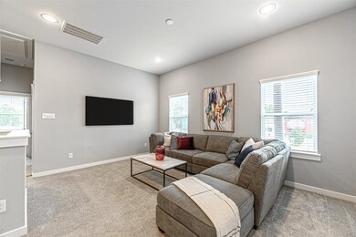 834 Berry Sage Ln, Houston, TX 77022 - photo 5