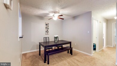 11956 Cardamom Dr unit 11956, Woodbridge, VA 22192 - photo 6