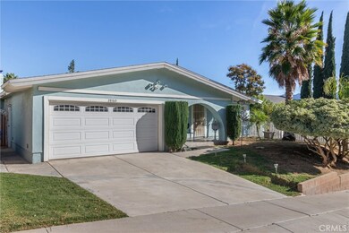 28160 Foxlane Dr, Canyon Country, CA 91351 - photo 3