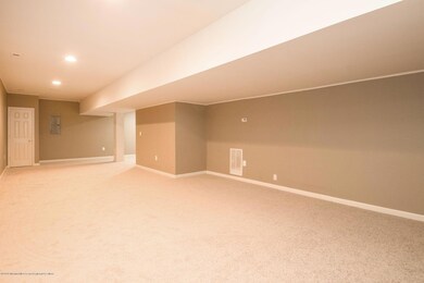 33 Farrah Ct, Atlantic Highlands, NJ 07716 - photo 6