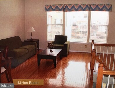 2510 Clover Field Cir, Herndon, VA 20171 - photo 2