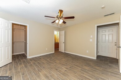 6034 Waggoner Ct, Rex, GA 30273 - photo 6