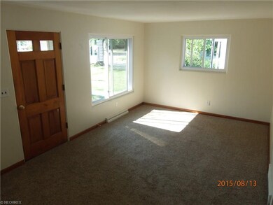 Spacious clean living room!