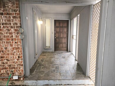 2813 Summit View Dr, Bedford, TX 76021 - photo 4