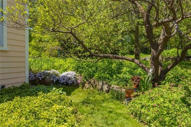 37 Tilton Ave, Kittery, ME 03904 - photo 4