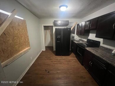 5477 Lenox Ave, Jacksonville, FL 32205 - photo 4