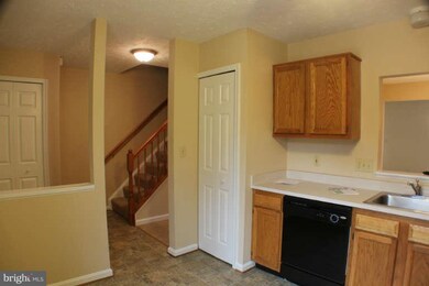 305 Stafford Mews Ln, Stafford, VA 22556 - photo 6