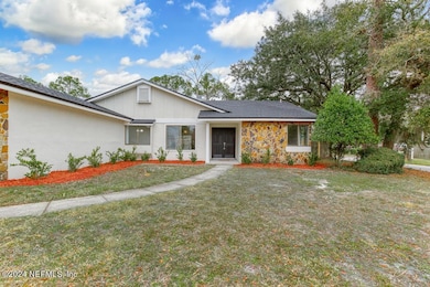 7227 Holiday Hill Cir N, Jacksonville, FL 32216 - photo 7