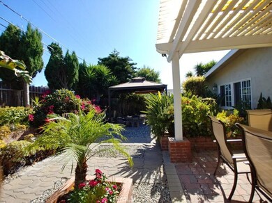 8382 Fox Hills Ave, Buena Park, CA 90621 - photo 5