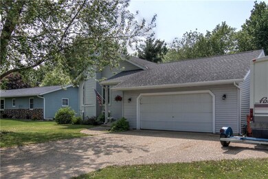 2852 Neptune Ct, Eau Claire, WI 54703 - photo 2