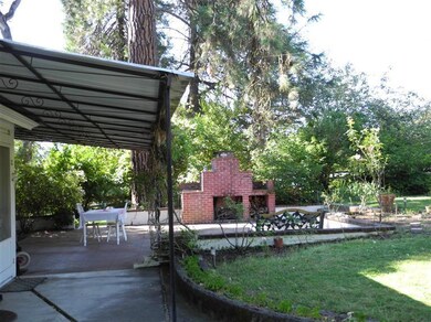 3390 Ross Ln, Central Point, OR 97502 - photo 4