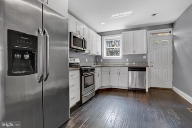 1115 Sargeant St, Baltimore, MD 21223 - photo 2