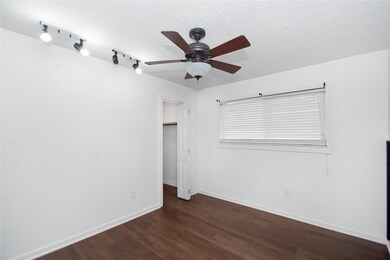 16203 David Glen Dr, Friendswood, TX 77546 - photo 7