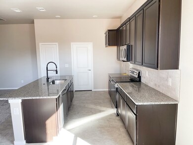 9215 Red Cliff Ave, Odessa, TX 79765 - photo 6