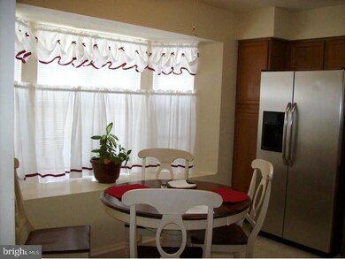 656 Cascade Dr S, Mount Laurel, NJ 08054 - photo 4