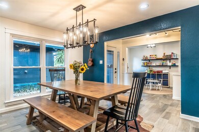 1015 Creekmont Dr, Houston, TX 77091 - photo 2