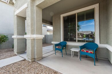 15579 W Devonshire Ave-large-007-13-Fron