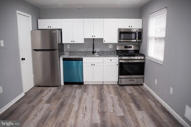 3047 Sunset Ln, Suitland, MD 20746 - photo 5