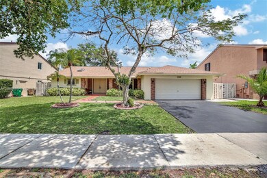 1110 Cedar Creek Way, Davie, FL 33325 - photo 2