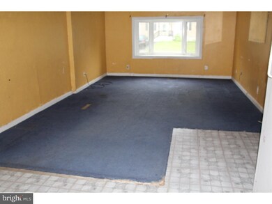 137 Dahlia Ave, Williamstown, NJ 08094 - photo 6