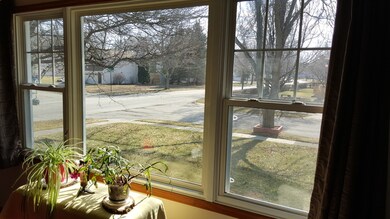 702 Orchard Ct, Algonquin, IL 60102 - photo 4