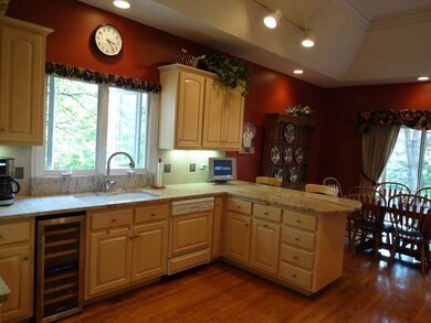 59 Pine Tree Ln, Burr Ridge, IL 60527 - photo 7