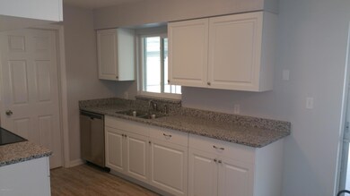 2488 Victor Kitchen 3
