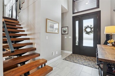 9220 NW 73rd St, Johnston, IA 50131 - photo 2