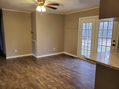 1311 Birch St, Shelbyville, TN 37160 - photo 5