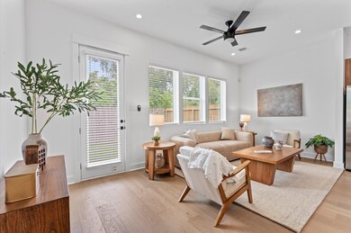 1008 Tuskegee Heights Ln, Houston, TX 77091 - photo 3