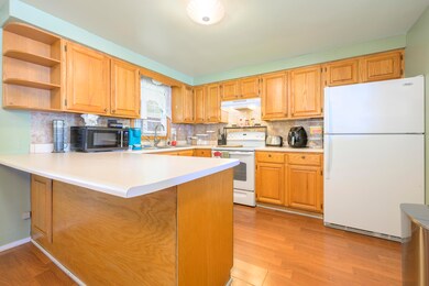 126 Holly Lane-5